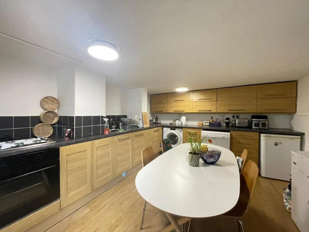 2 bedroom terraced house for rent