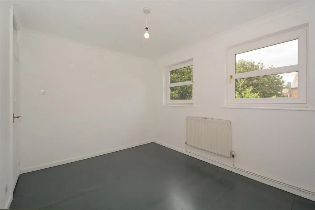2 bedroom terraced house for rent