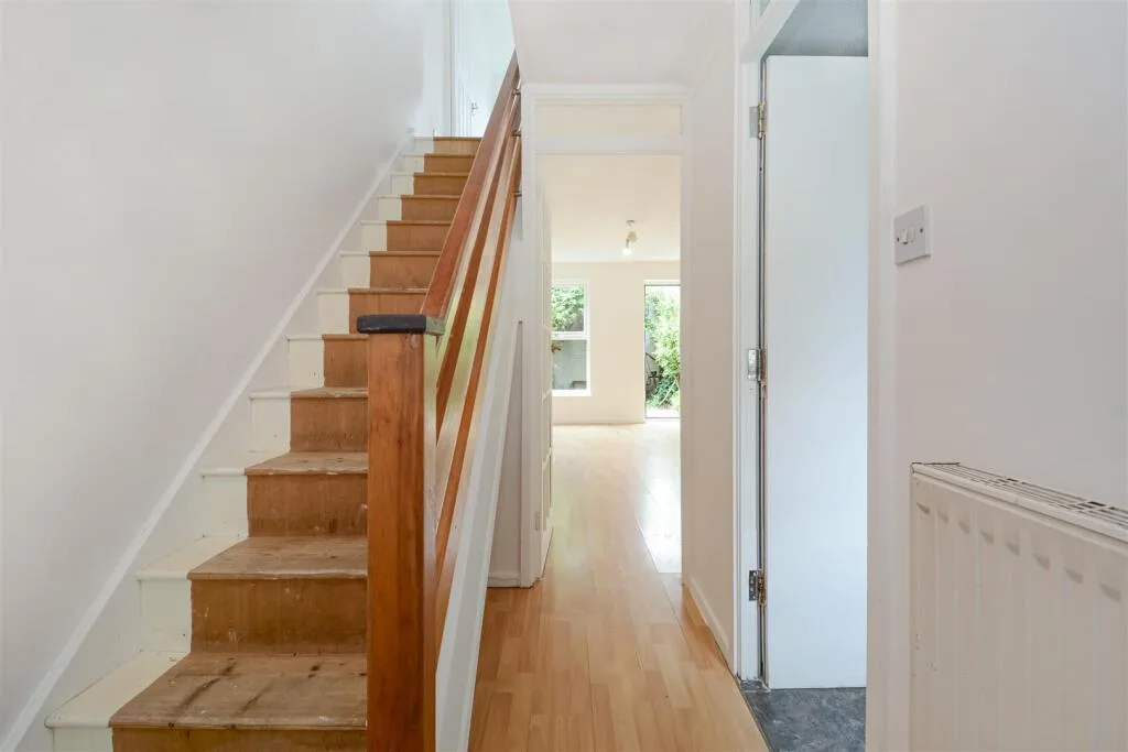 2 bedroom terraced house for rent