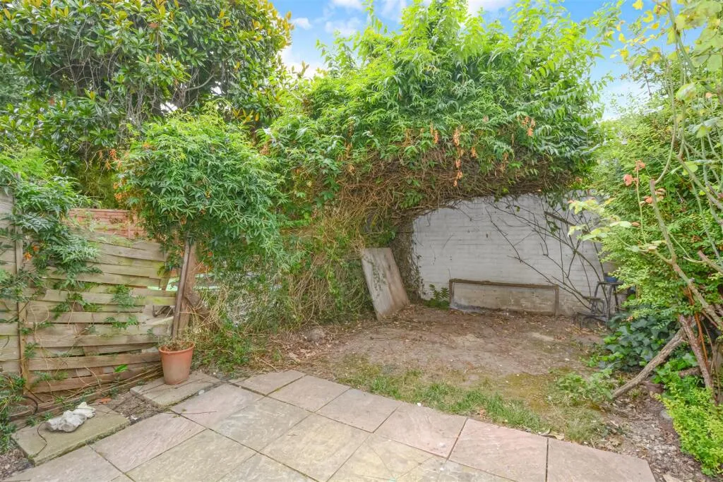 2 bedroom terraced house for rent