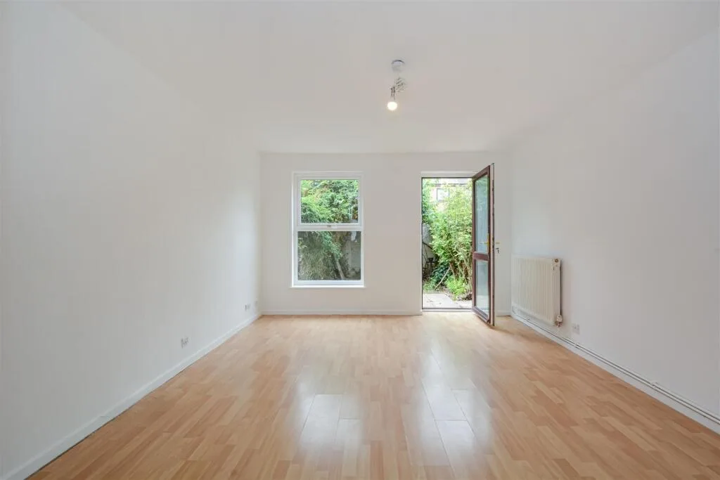 2 bedroom terraced house for rent