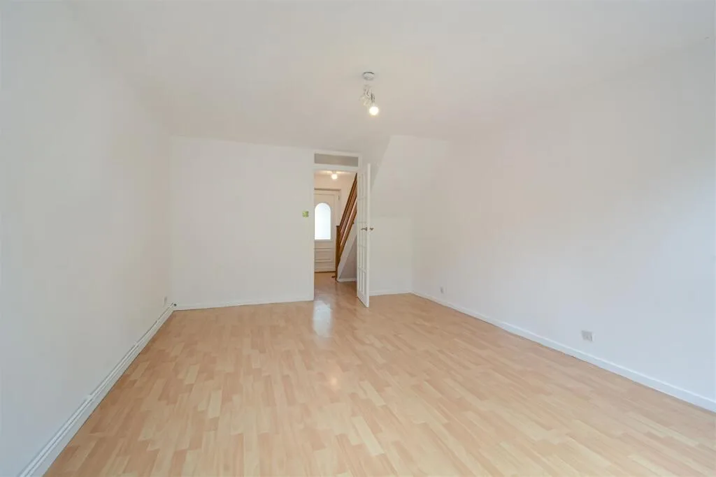 2 bedroom terraced house for rent