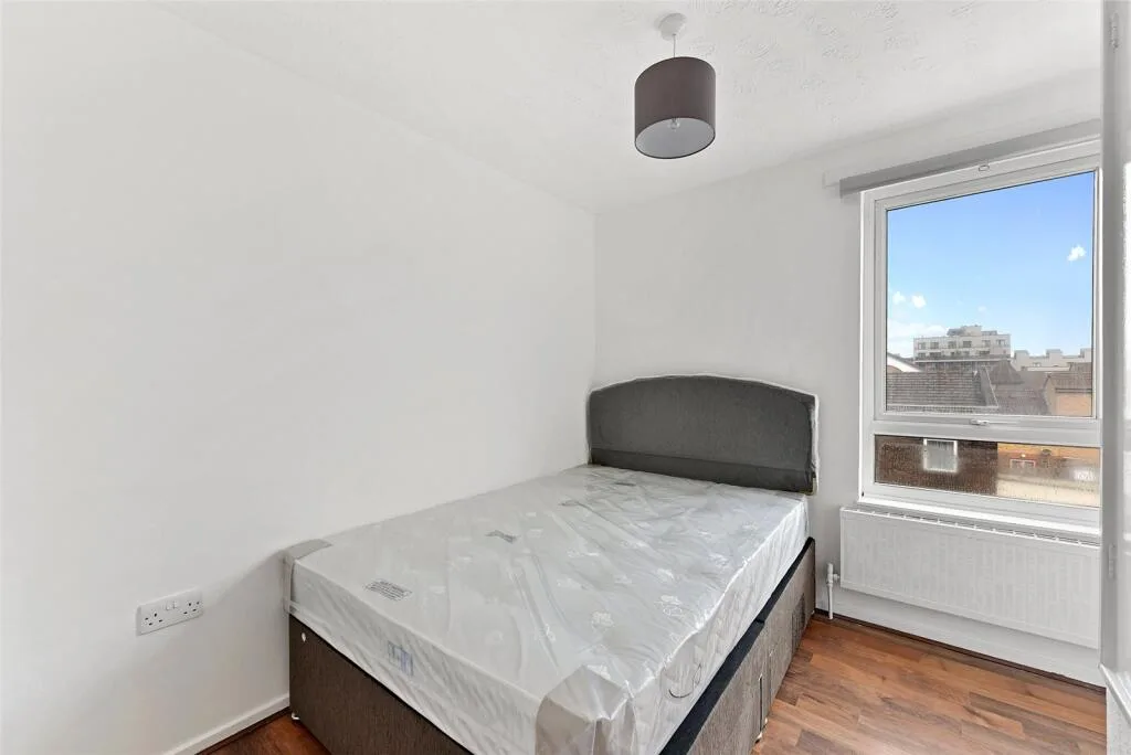 3 bedroom maisonette for rent