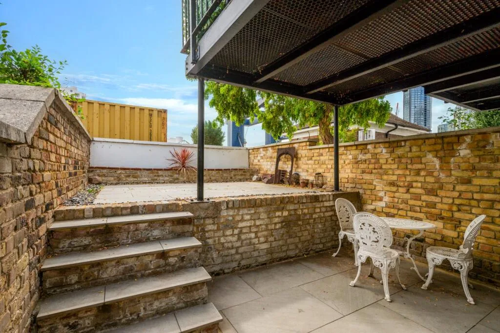 1 bedroom terraced house for rent