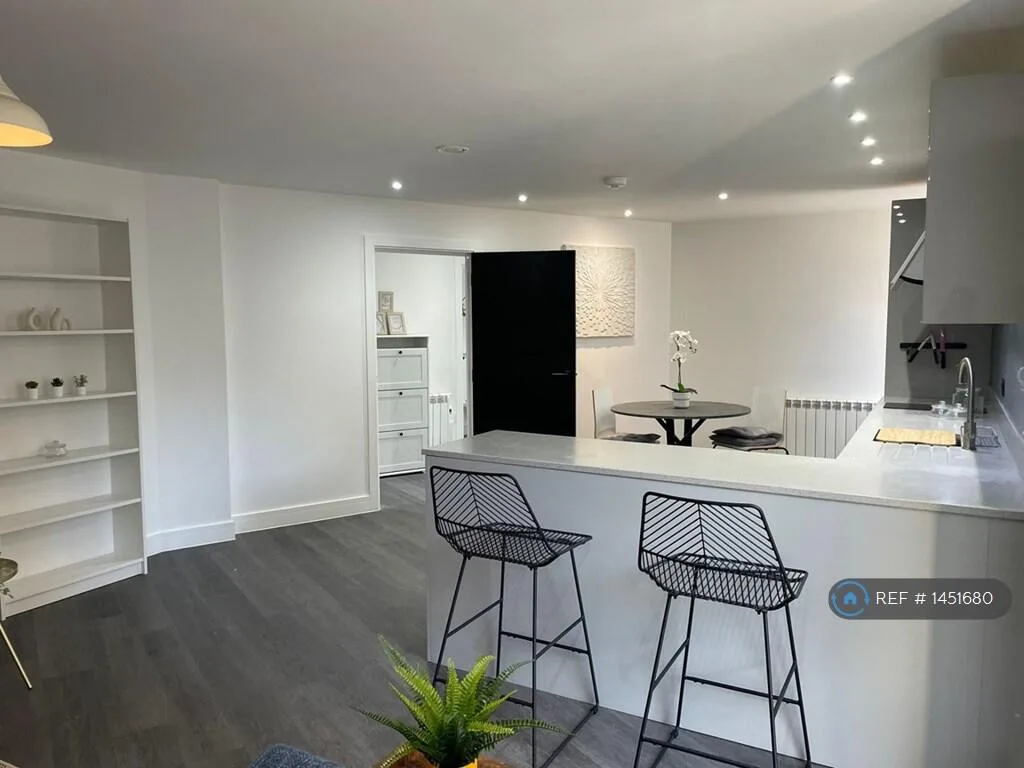 1 bedroom flat for rent
