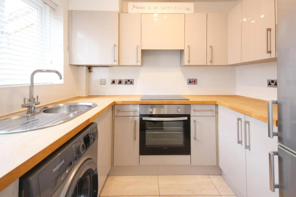 2 bedroom terraced house for rent