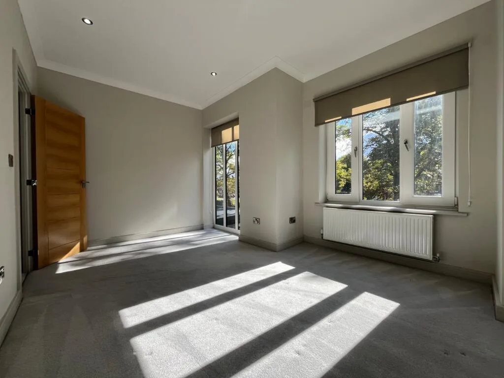 5 bedroom detached house for rent
