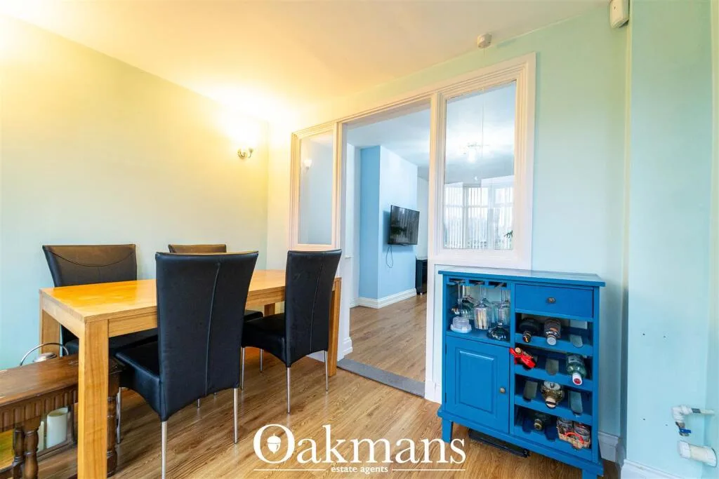 2 bedroom semi-detached house for rent