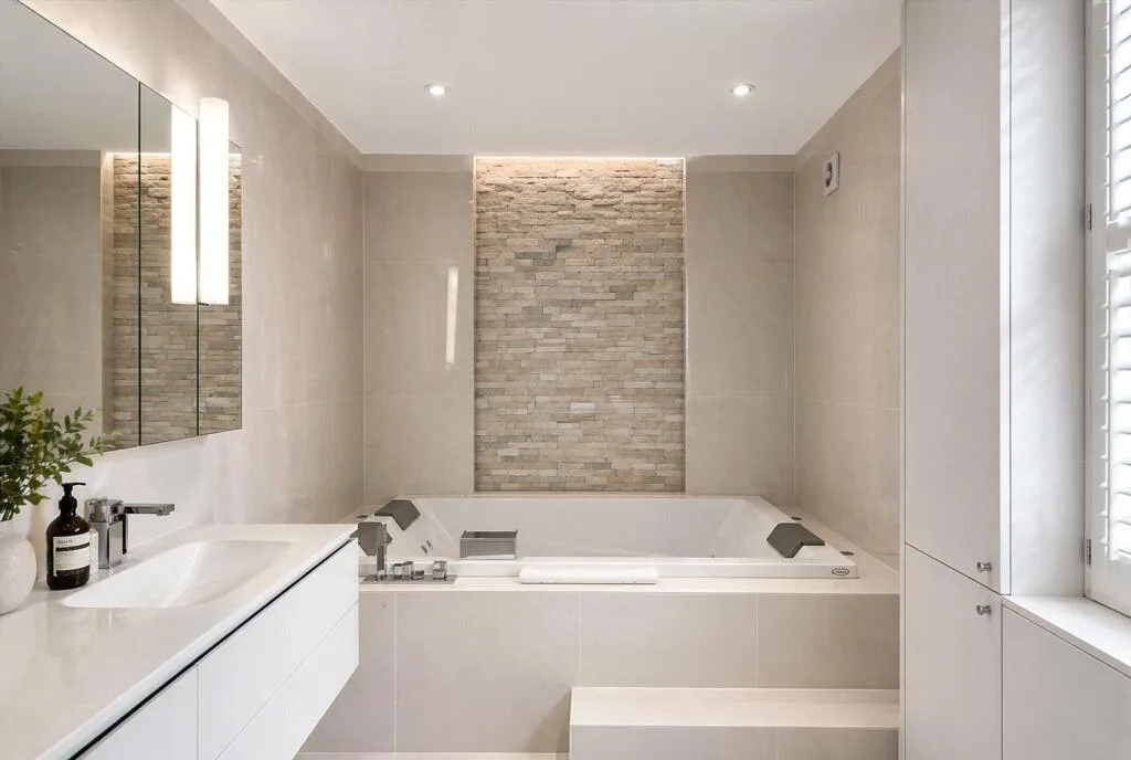 4 bedroom end of terrace house for rent