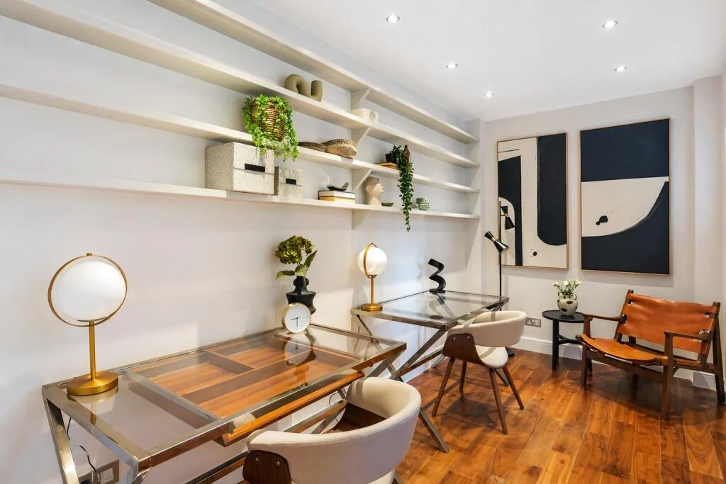 4 bedroom end of terrace house for rent