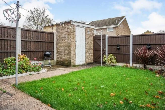 2 bedroom semi-detached house for rent