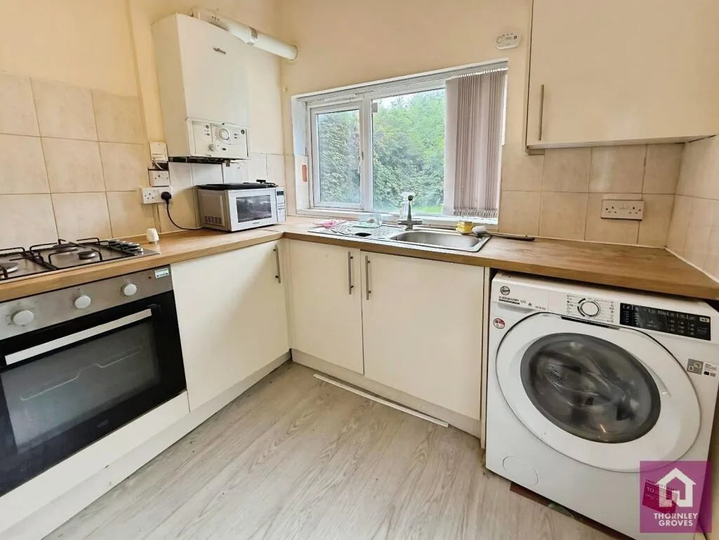 4 bedroom semi-detached house for rent
