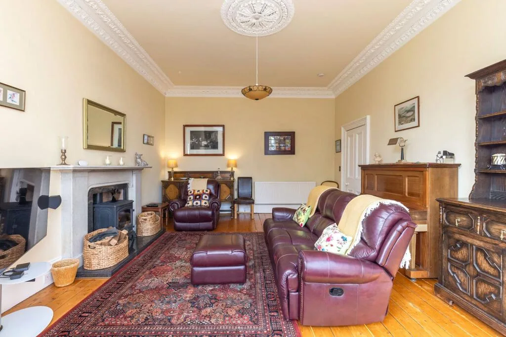 4 bedroom apartment for rent