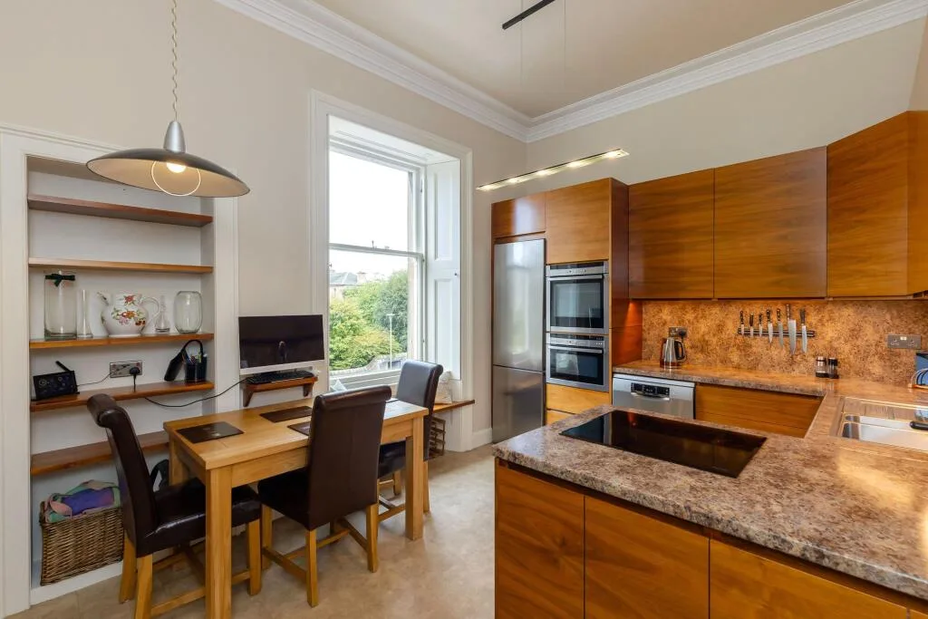 4 bedroom apartment for rent