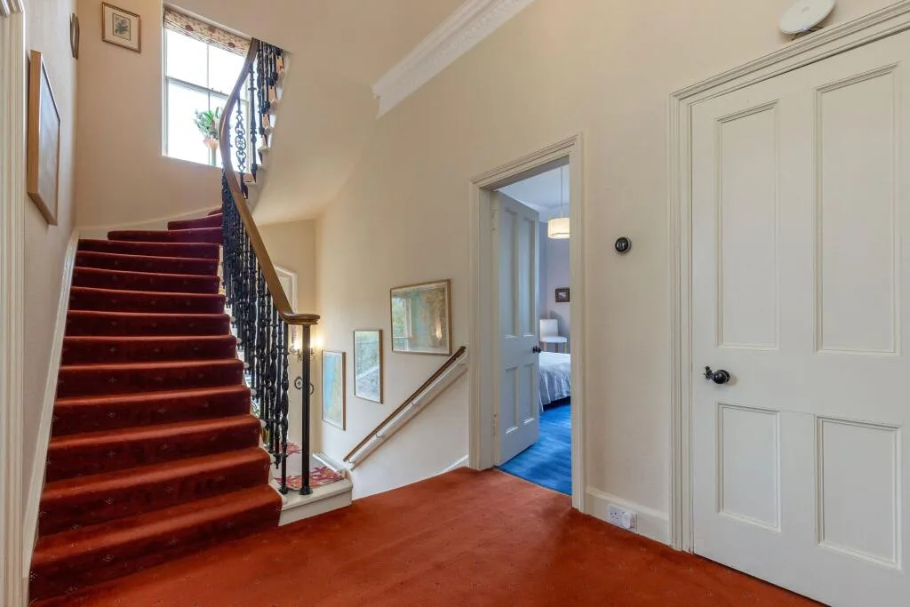4 bedroom apartment for rent