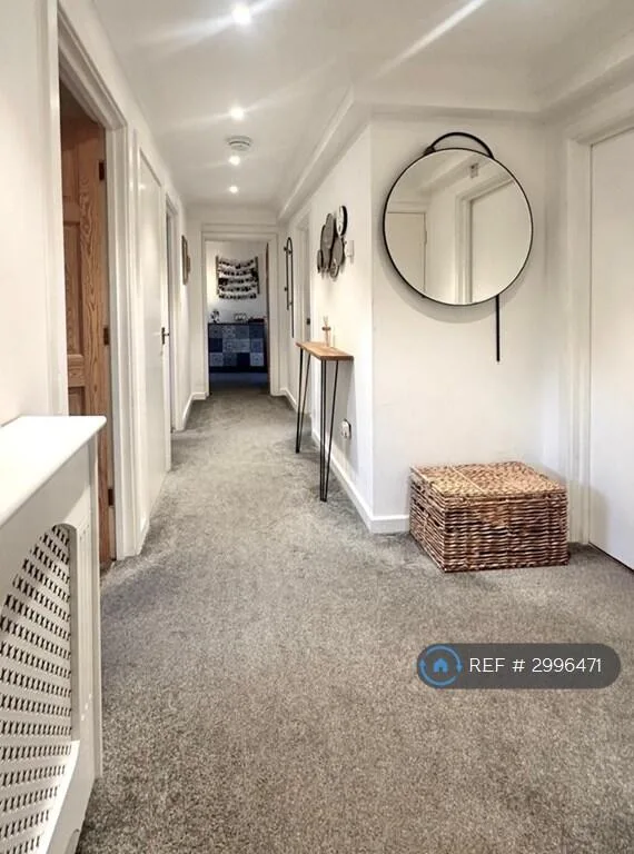 3 bedroom flat for rent