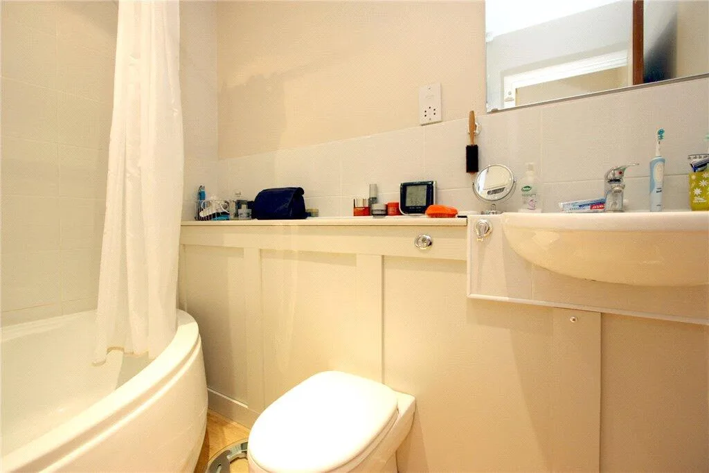 1 bedroom maisonette for rent