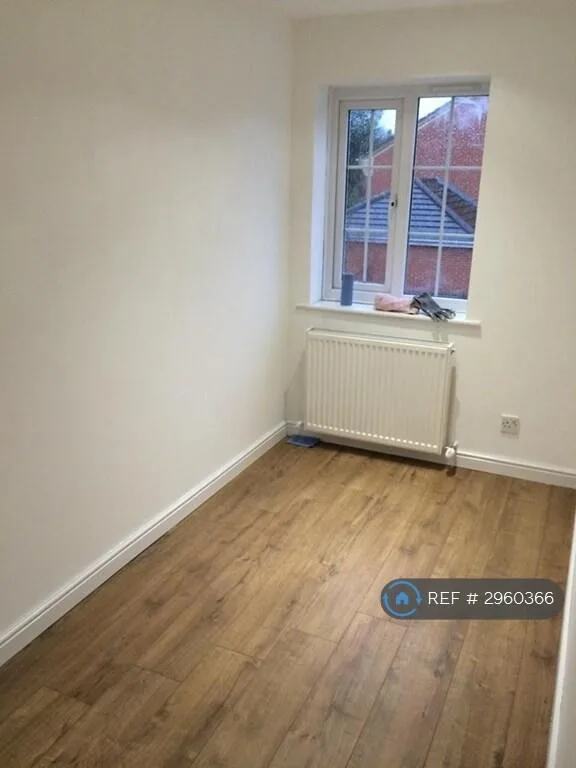 2 bedroom end of terrace house for rent