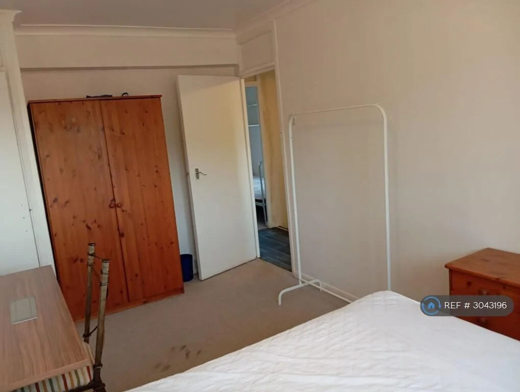 3 bedroom maisonette for rent