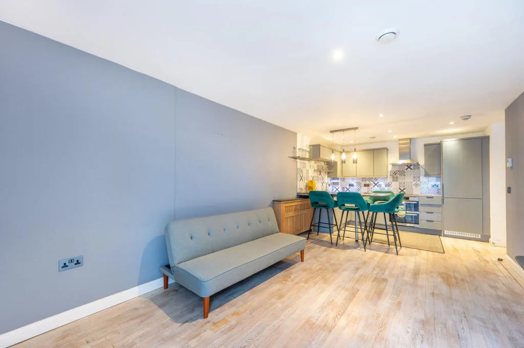 2 bedroom flat for rent