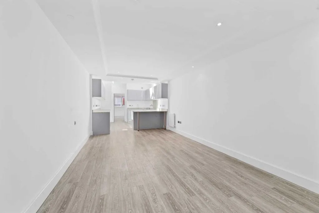 3 bedroom flat for rent