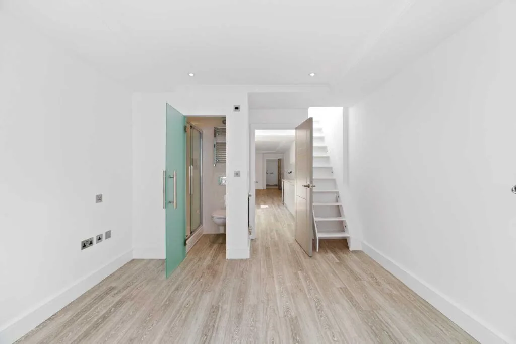 3 bedroom flat for rent
