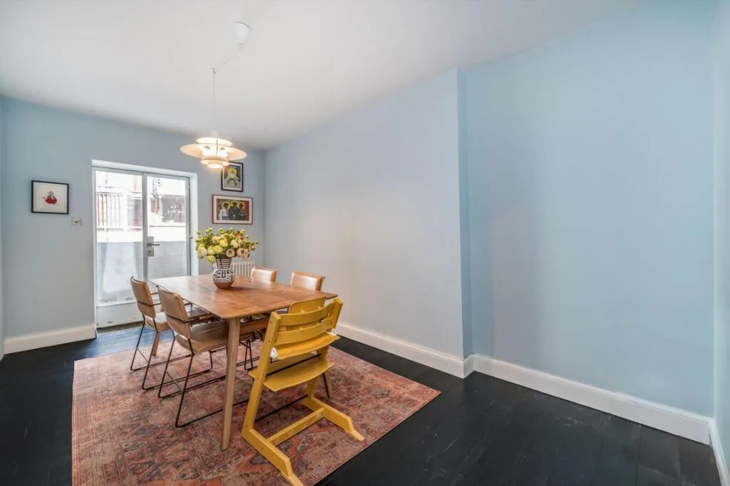 3 bedroom flat for rent