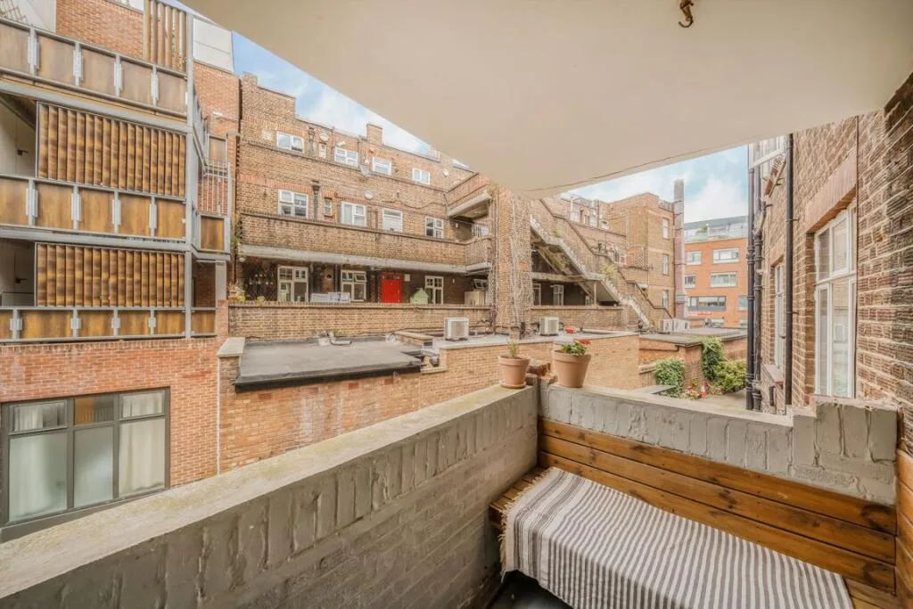 3 bedroom flat for rent