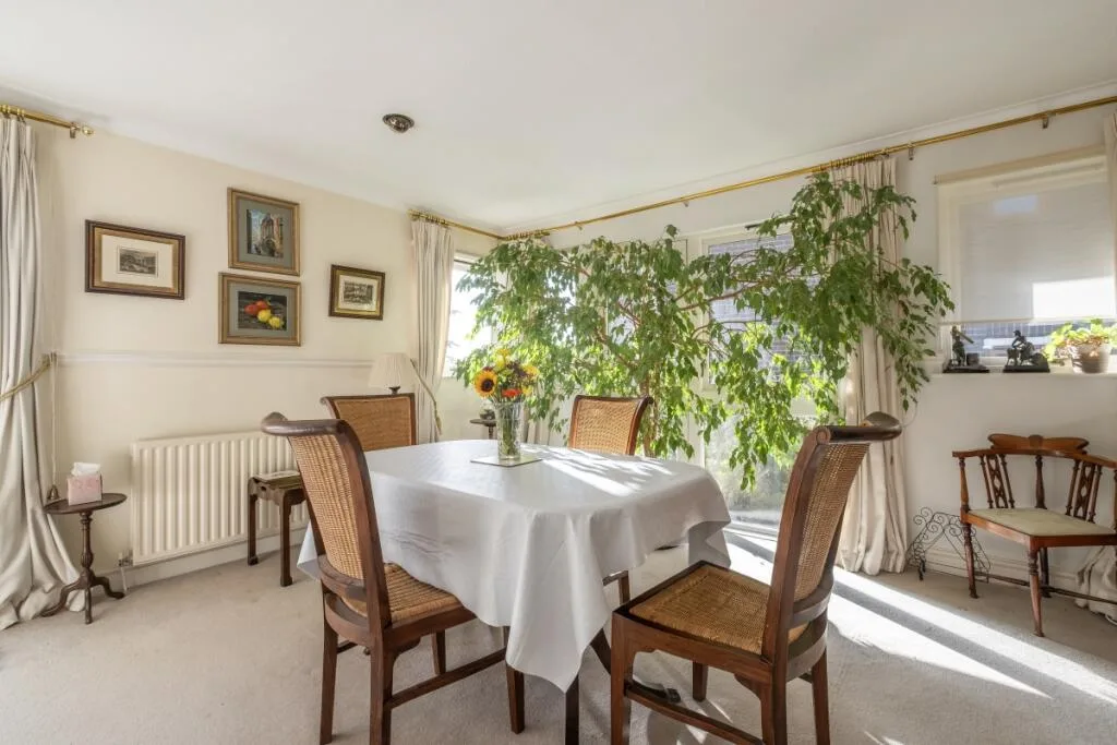 3 bedroom flat for rent