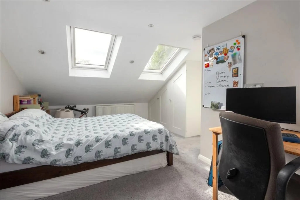 4 bedroom terraced house for rent