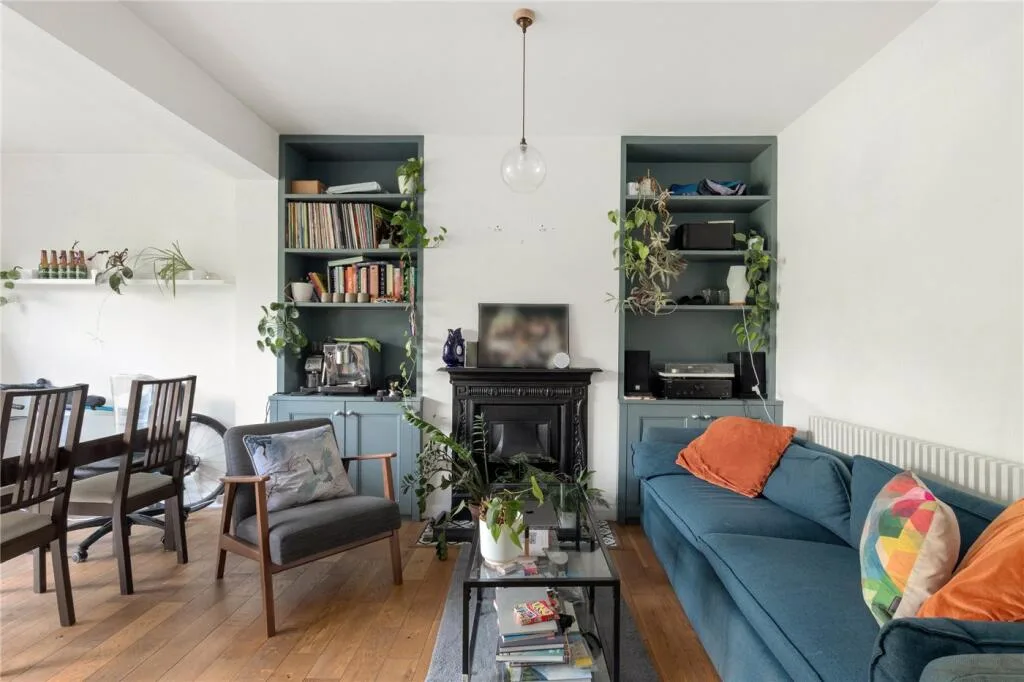 4 bedroom terraced house for rent