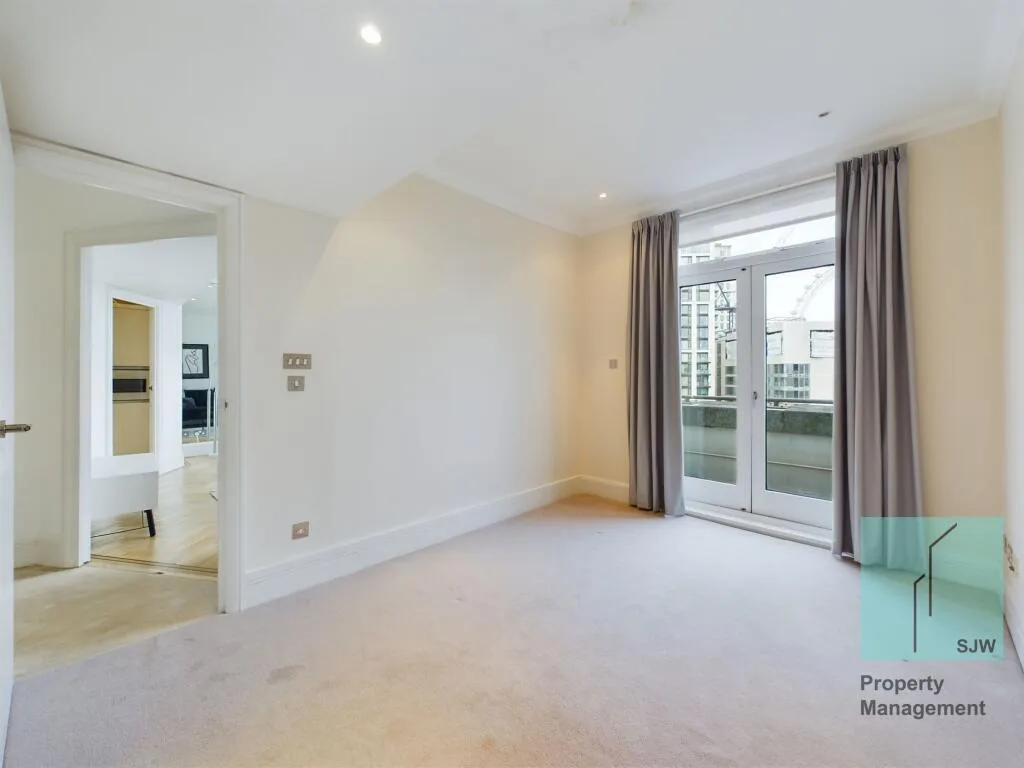 2 bedroom penthouse for rent