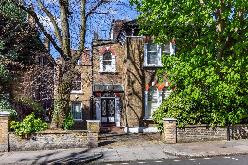 2 bedroom flat for rent