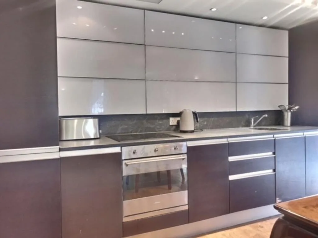 2 bedroom mews property for rent