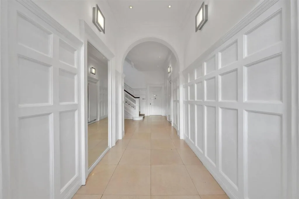 4 bedroom flat for rent