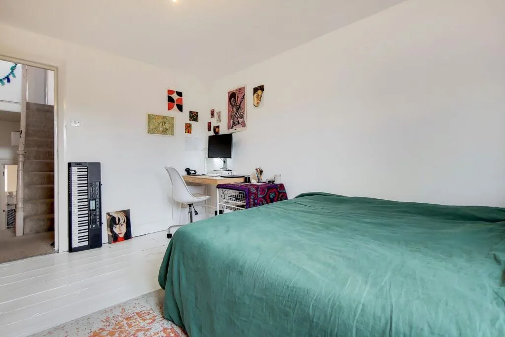 4 bedroom flat for rent