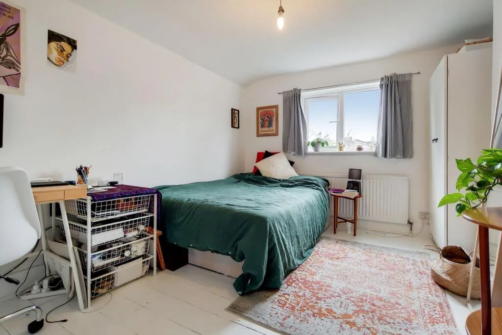 4 bedroom flat for rent