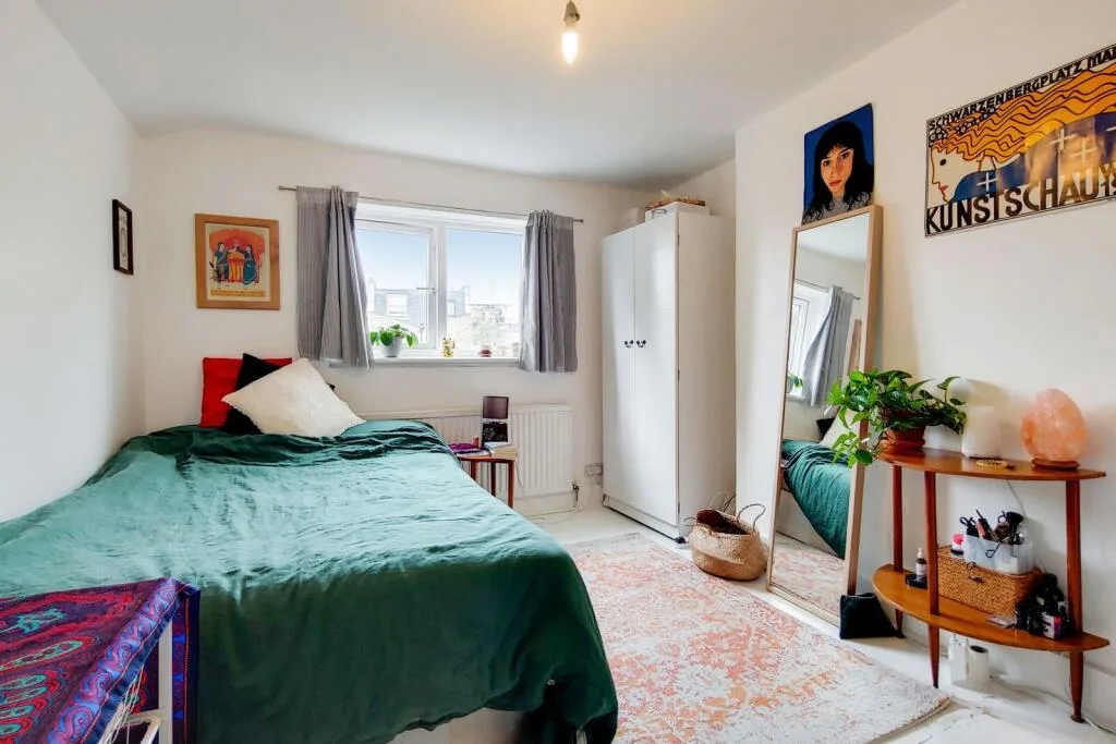 4 bedroom flat for rent