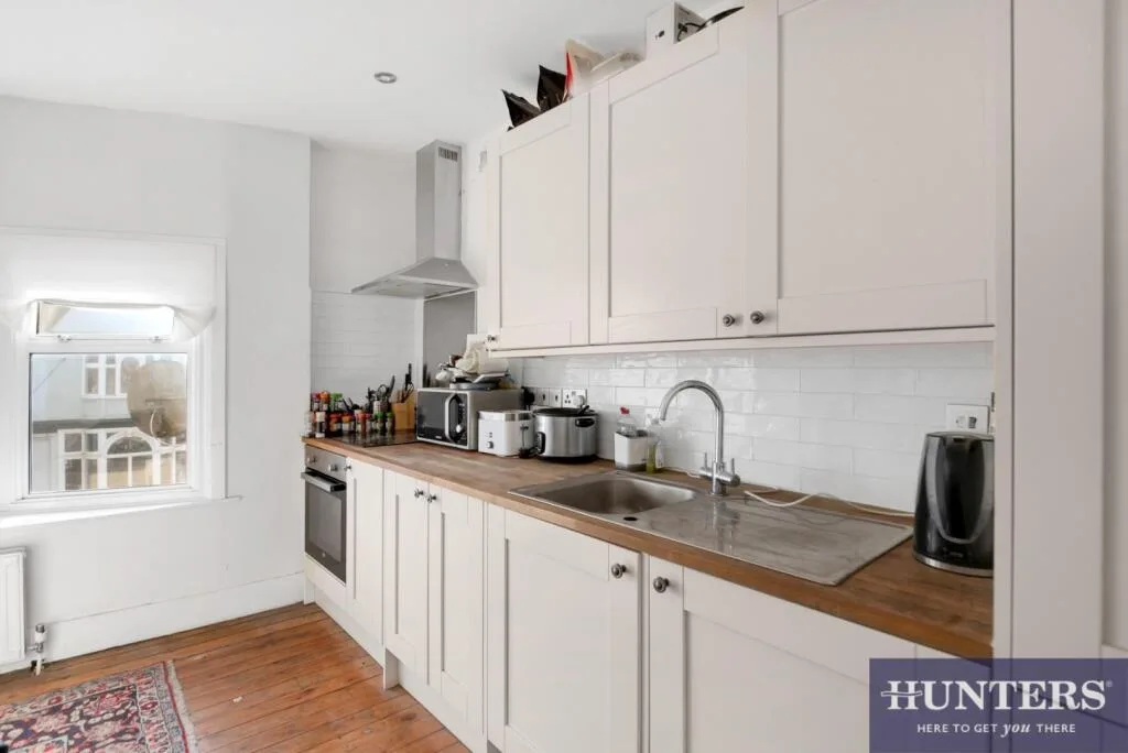 3 bedroom flat for rent