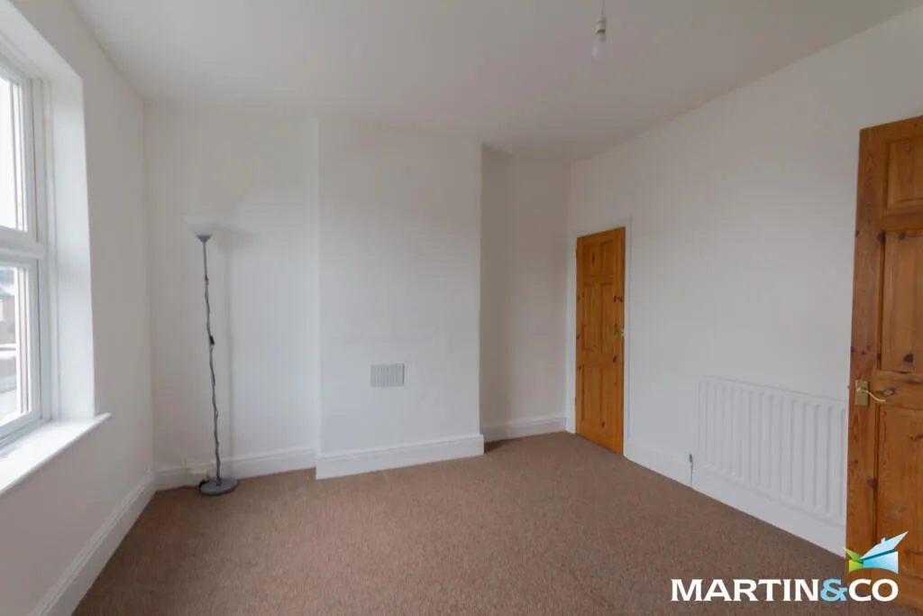 2 bedroom end of terrace house for rent