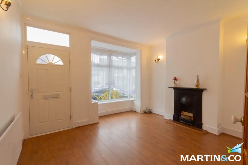2 bedroom end of terrace house for rent
