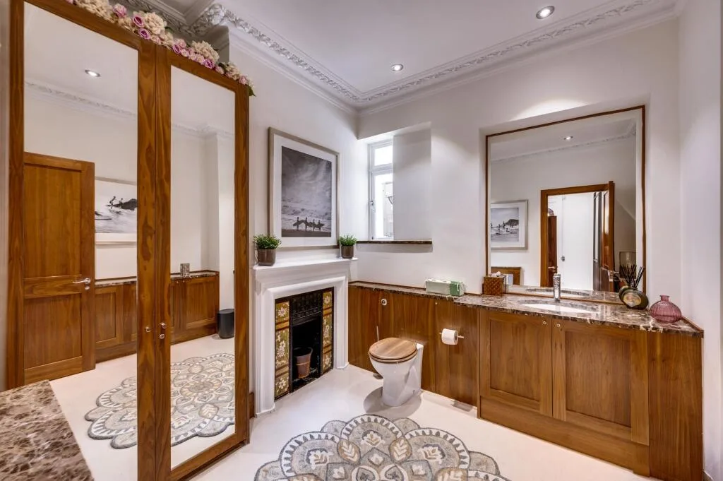 5 bedroom detached house for rent