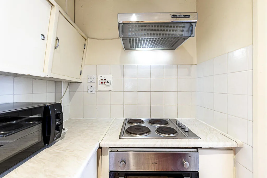 Studio flat for rent