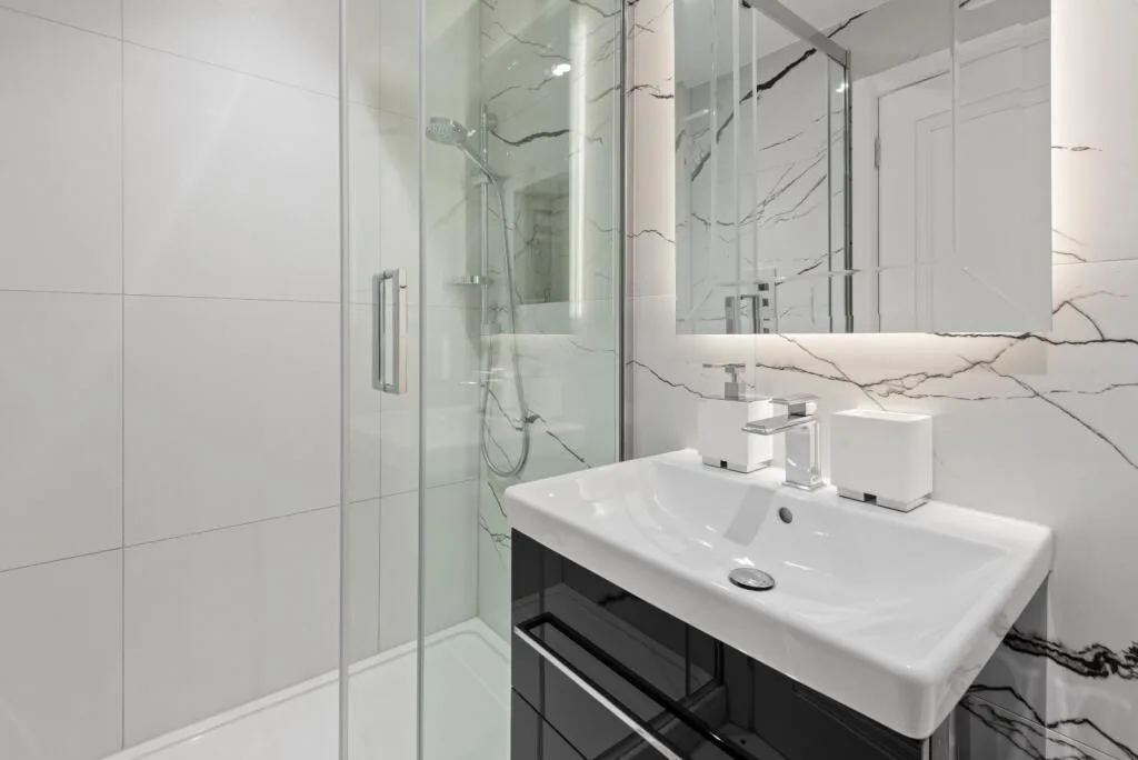 3 bedroom mews property for rent