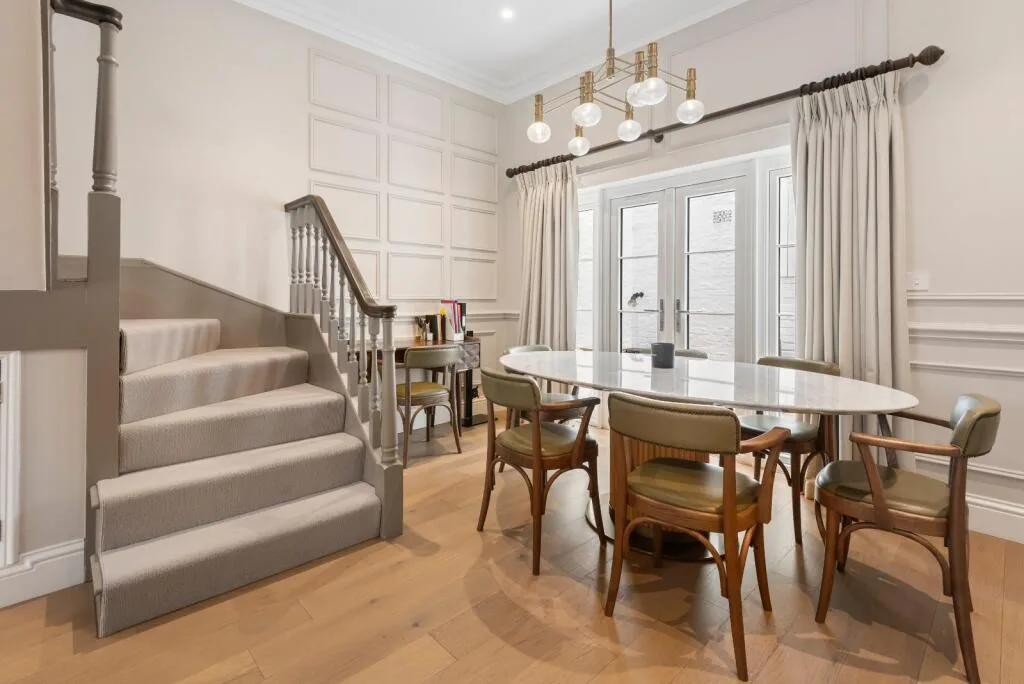 3 bedroom mews property for rent