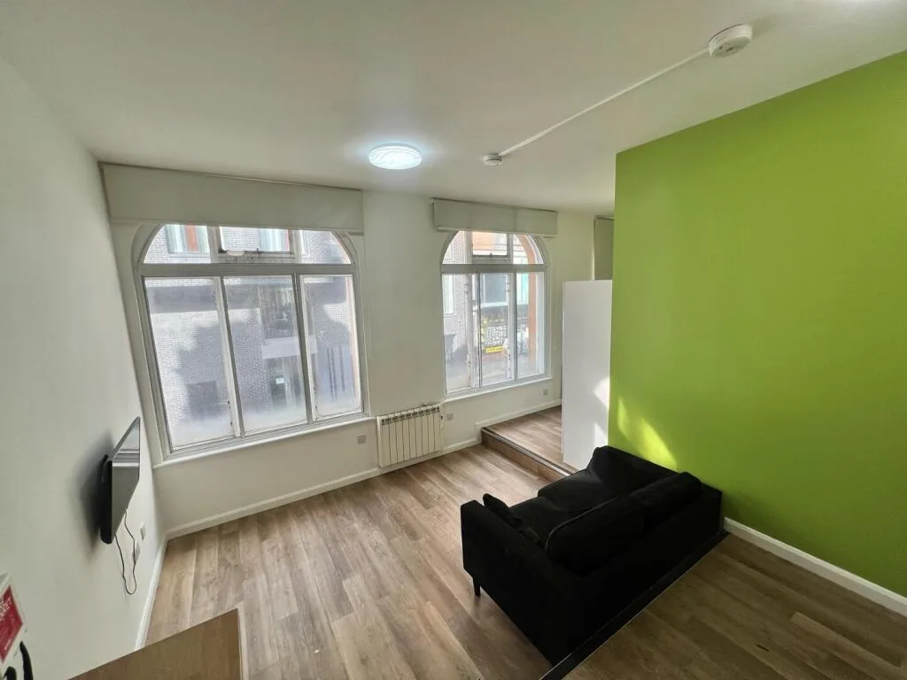 Studio flat for rent
