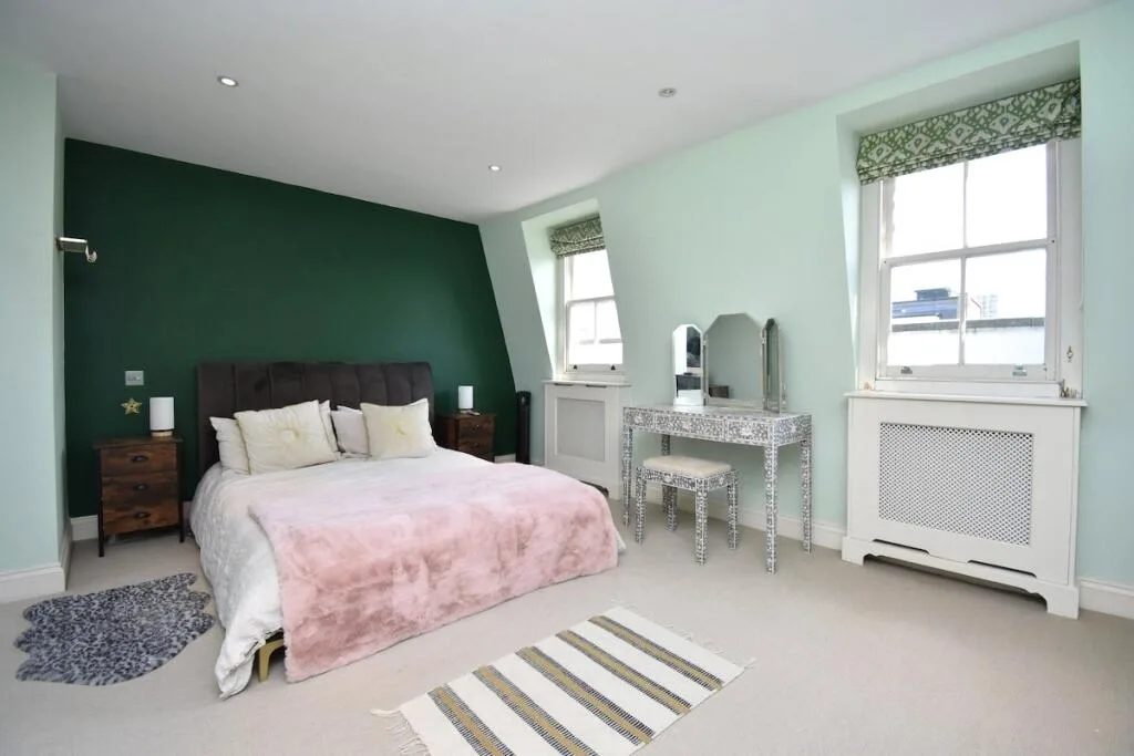 2 bedroom house for rent