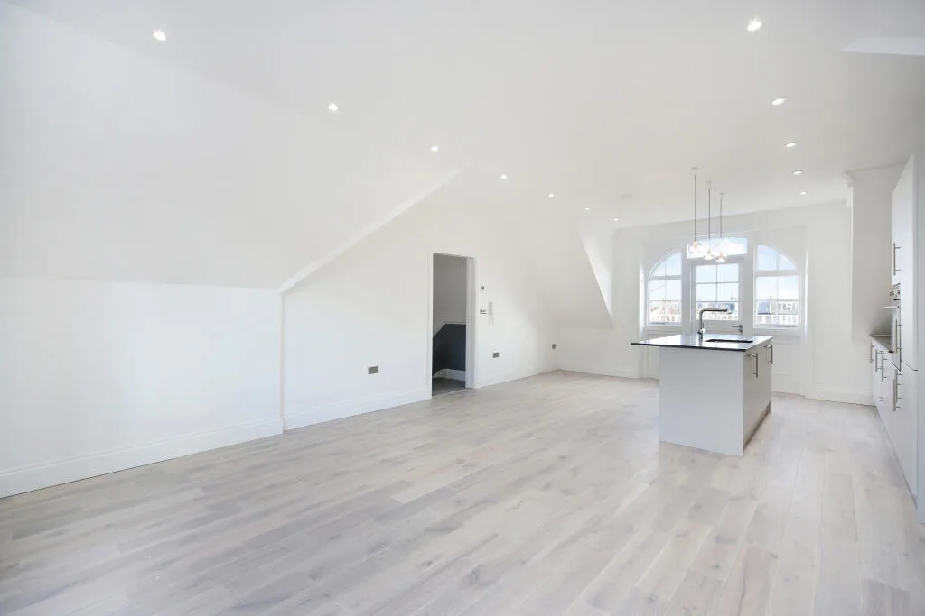 3 bedroom flat for rent