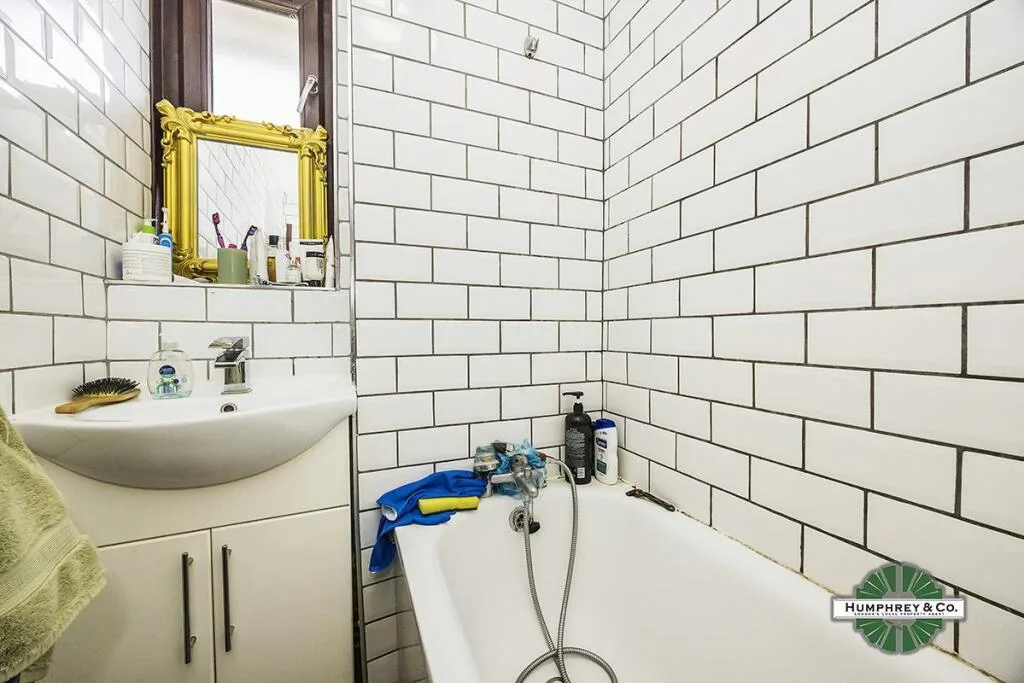 2 bedroom property for rent