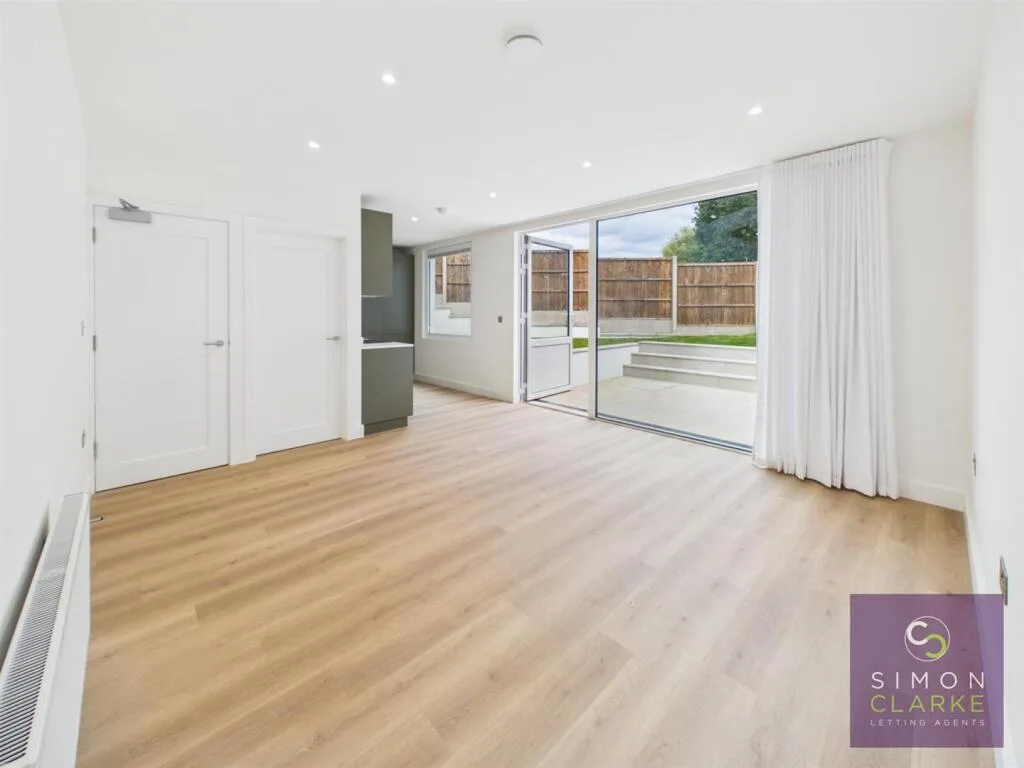 3 bedroom apartment for rent